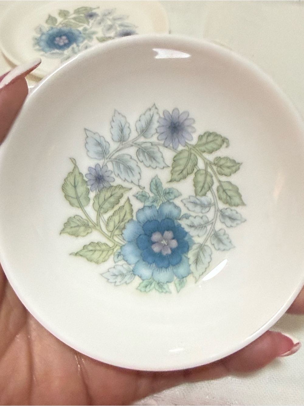Wedgewood Clementine 5 Piece Set - Picture 10 of 15